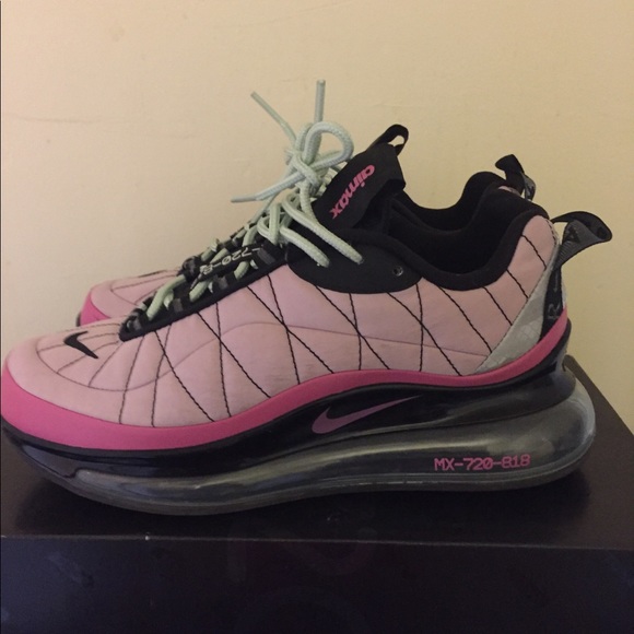 Women’s Nike MX 720 - Picture 2 of 4